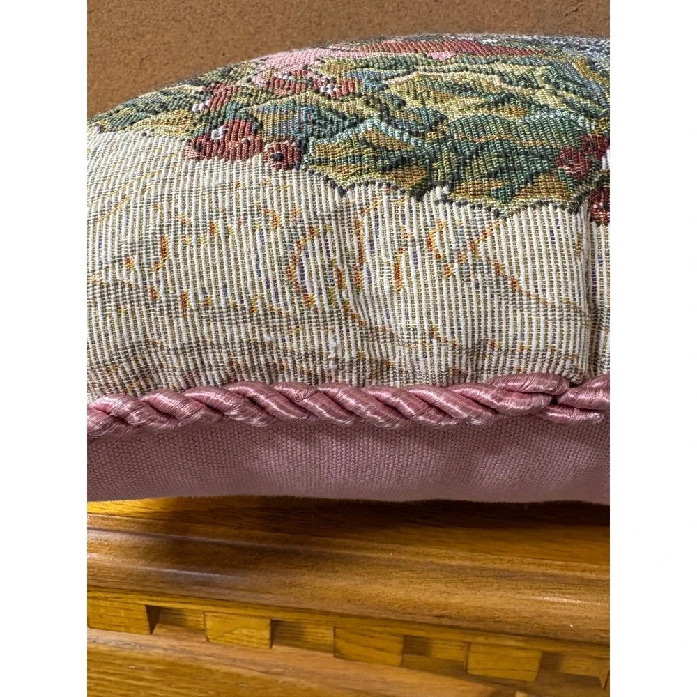 Vintage Christmas Tapestry Santa and‎ Cherub Throw Pillow Pink Rope Trim 12x12